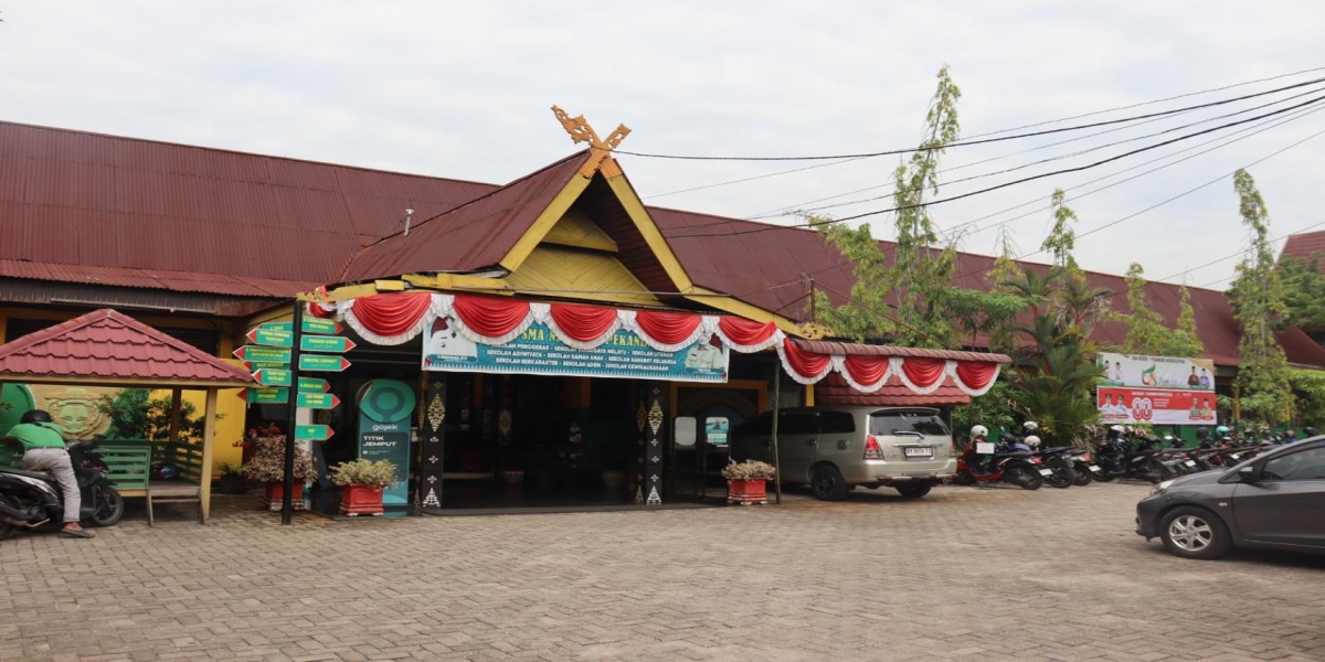 SMAN 7 PEKANBARU SMAN 7 PEKANBARU